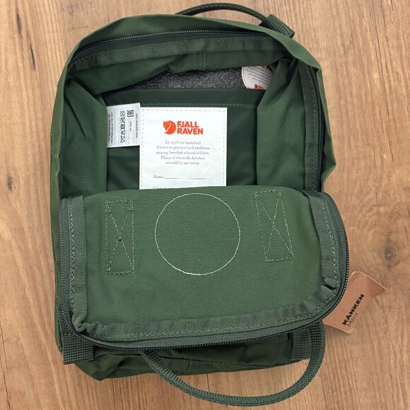 NWT Fjallraven Kanken Mini Backpack Spruce Green - Picture 1 of 4